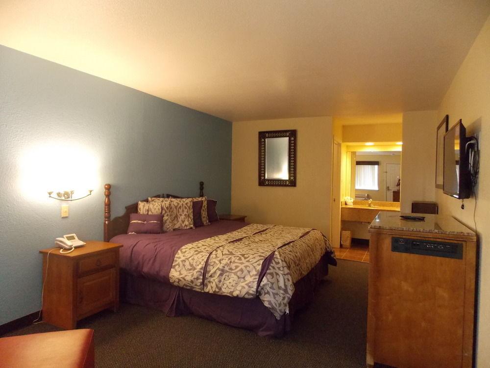 Econo & Downtown Hotel San Antonio